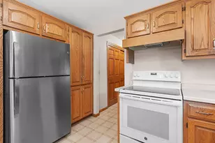 2055 Lynn Dr, Neenah, WI 54956 - Photo 15