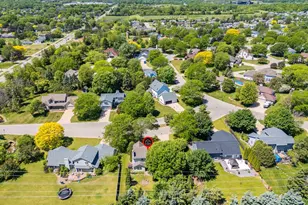 2055 Lynn Dr, Neenah, WI 54956 - Photo 55