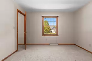 2055 Lynn Dr, Neenah, WI 54956 - Photo 29