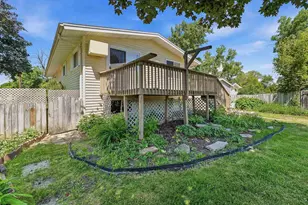 1018 Hawk St, Oshkosh, WI 54902 - Photo 39
