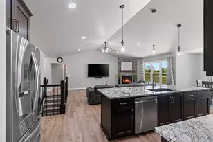 2174 Potter Dr, De Pere, WI 54115 - Photo 21