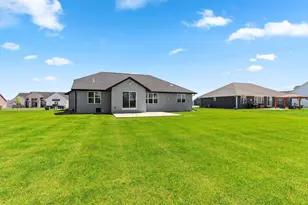2174 Potter Dr, De Pere, WI 54115 - Photo 63