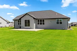 2174 Potter Dr, De Pere, WI 54115 - Photo 61