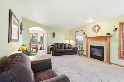 755 Weatherstone Drive, Oshkosh, WI 54901 - Photo 7