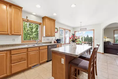 755 Weatherstone Drive, Oshkosh, WI 54901 - Photo 5