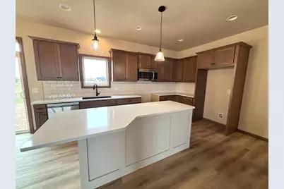 W6538 Breezy Way, Appleton, WI 54915 - Photo 7