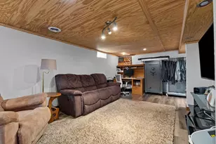499 Elm St, Berlin, WI 54923 - Photo 25