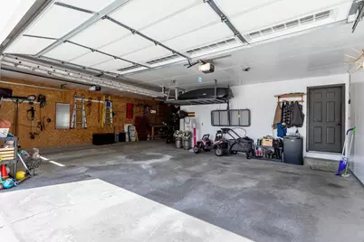1245 Weatherwood Drive, Neenah, WI 54956 - Photo 53