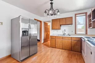 124 S Custer St, Brillion, WI 54110 - Photo 11