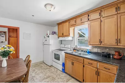 1342 Garland Street, Green Bay, WI 54301 - Photo 7