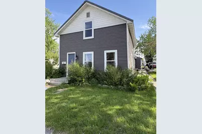 306 2nd Street, Oconto, WI 54153 - Photo 9