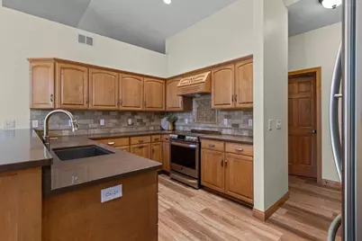 W5875 Sweet Clover Drive, Appleton, WI 54915 - Photo 9