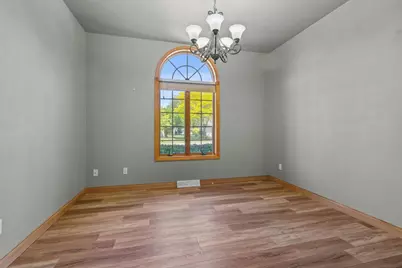 W5875 Sweet Clover Drive, Appleton, WI 54915 - Photo 25