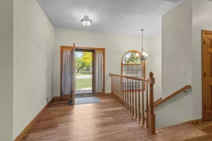 W5875 Sweet Clover Dr, Appleton, WI 54915 - Photo 3