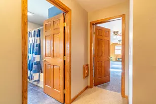 1825 Pine Tree Ct, Luxemburg, WI 54217 - Photo 25