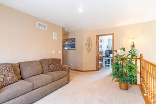 1825 Pine Tree Ct, Luxemburg, WI 54217 - Photo 23