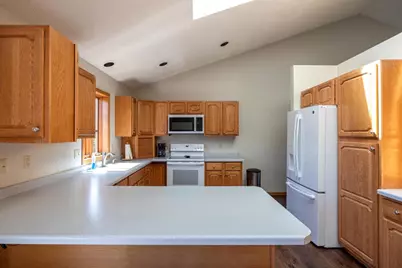 N1434 Highgreen Court, Greenville, WI 54942 - Photo 9