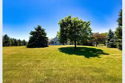 74 Stonefield Court, Oshkosh, WI 54902 - Photo 55