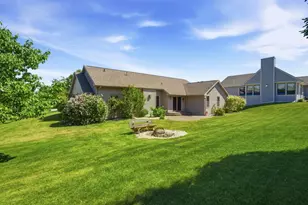 1735 Orange Blossom Dr, Green Bay, WI 54313 - Photo 27