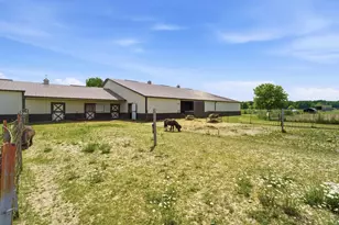 4941 N Overland Rd, Oneida, WI 54155 - Photo 37