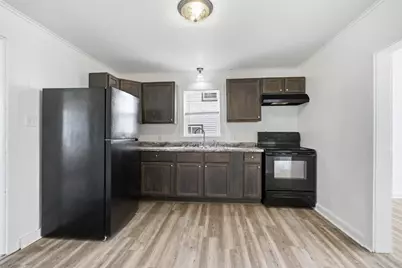 406 W Spring Street, New London, WI 54961 - Photo 7