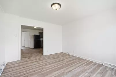 406 W Spring Street, New London, WI 54961 - Photo 5