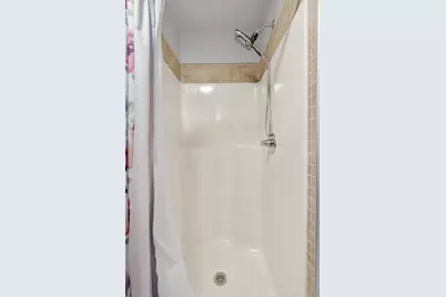 250 Traders, Green Bay, WI 54302 - Photo 23