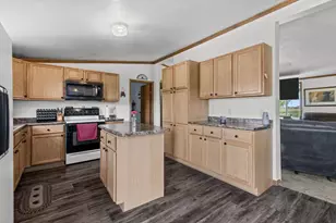 7961 Easy St, Fremont, WI 54940 - Photo 11