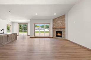 5728 W Spencer St, Appleton, WI 54914 - Photo 17