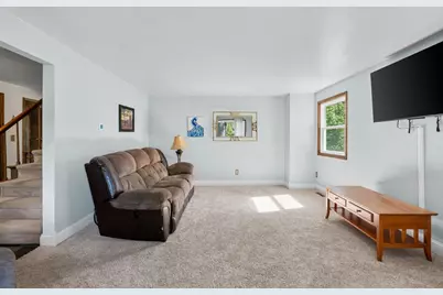 2049 Shamrock Lane, Green Bay, WI 54301 - Photo 13