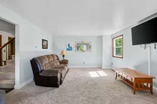 2049 Shamrock Ln, Green Bay, WI 54301 - Photo 13