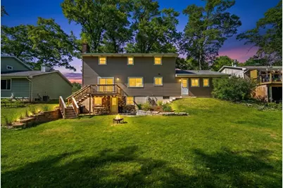 2049 Shamrock Lane, Green Bay, WI 54301 - Photo 3