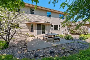 3437 Sandgate Castle Dr, Green Bay, WI 54313 - Photo 3