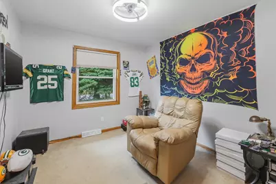 836 Meadowbrook Lane, Fond du Lac, WI 54935 - Photo 11