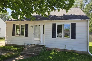 1016 Cleveland St, Green Bay, WI 54304 - Photo 1