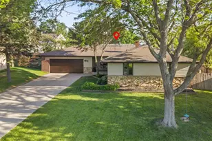 1731 Oakridge Ct, Menasha, WI 54952 - Photo 49