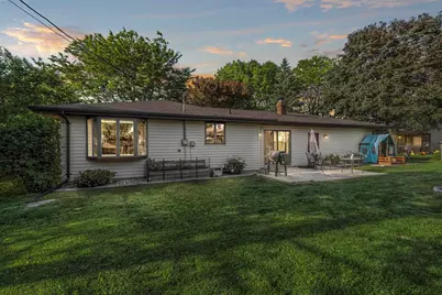 1731 Oakridge Court, Menasha, WI 54952 - Photo 43
