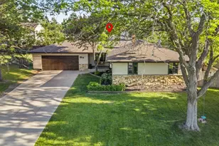 1731 Oakridge Ct, Menasha, WI 54952 - Photo 47