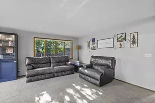 1731 Oakridge Ct, Menasha, WI 54952 - Photo 11