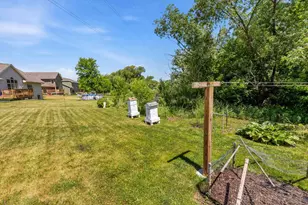 455 S Country Ln, Fond du Lac, WI 54935 - Photo 37