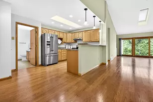 238 Lake Pointe Dr, Oshkosh, WI 54904 - Photo 23
