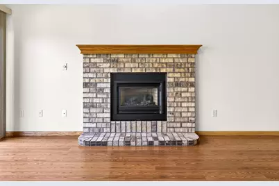 238 Lake Pointe Drive, Oshkosh, WI 54904 - Photo 19