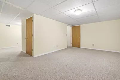 238 Lake Pointe Drive, Oshkosh, WI 54904 - Photo 47