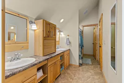 218 Emily Way, Hortonville, WI 54944 - Photo 11