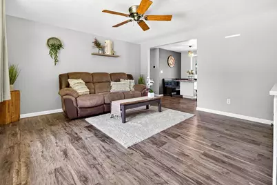 W1940 Vans Court, Kaukauna, WI 54130 - Photo 3