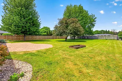 W1940 Vans Court, Kaukauna, WI 54130 - Photo 25