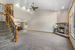 3336 Star Creek Ct, Green Bay, WI 54311 - Photo 3