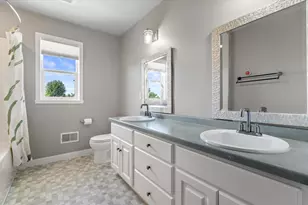 3336 Star Creek Ct, Green Bay, WI 54311 - Photo 27