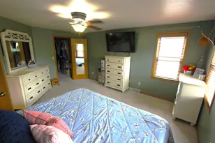 2933 Sunray Ln, Green Bay, WI 54313 - Photo 11