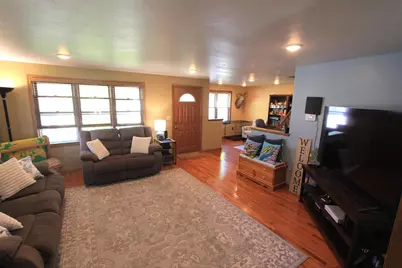 2933 Sunray Lane, Green Bay, WI 54313 - Photo 3